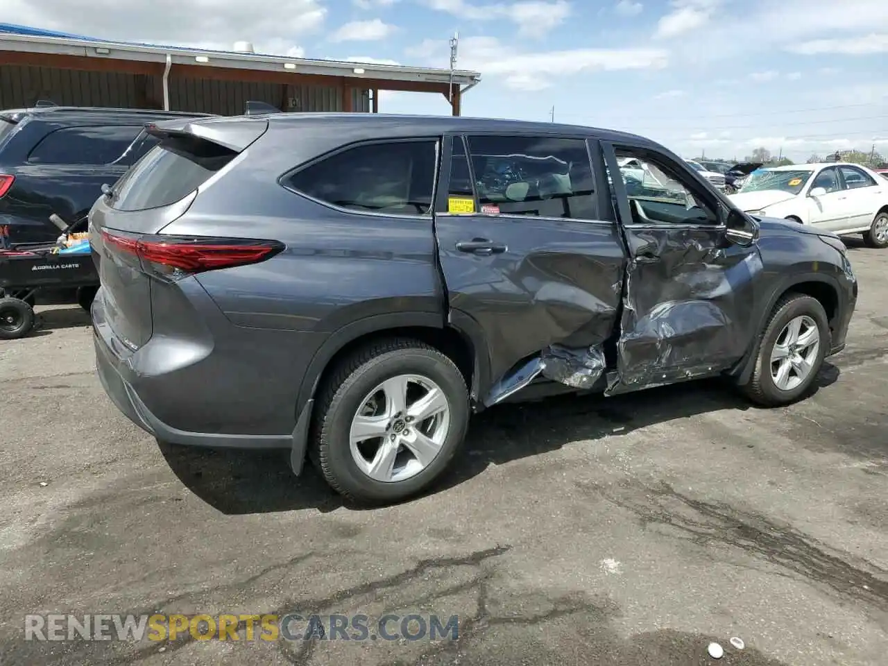 3 Photograph of a damaged car 5TDKDRBH3PS037460 TOYOTA HIGHLANDER 2023