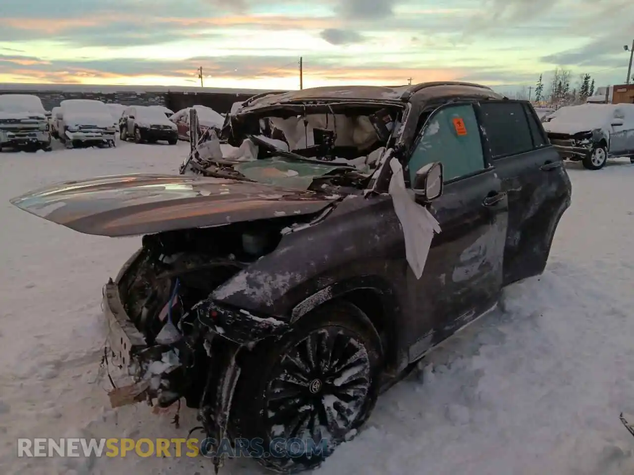 1 Фотография поврежденного автомобиля 5TDKDRBH4PS507317 TOYOTA HIGHLANDER 2023