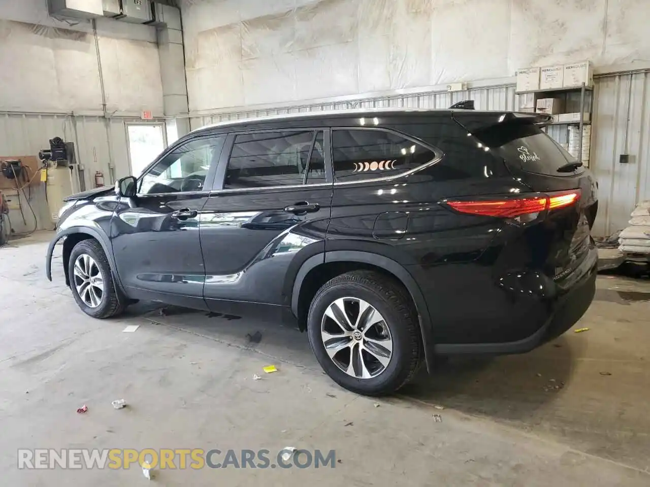 2 Photograph of a damaged car 5TDKDRBH5PS022667 TOYOTA HIGHLANDER 2023
