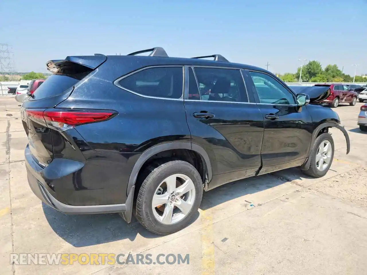 3 Photograph of a damaged car 5TDKDRBH5PS503812 TOYOTA HIGHLANDER 2023