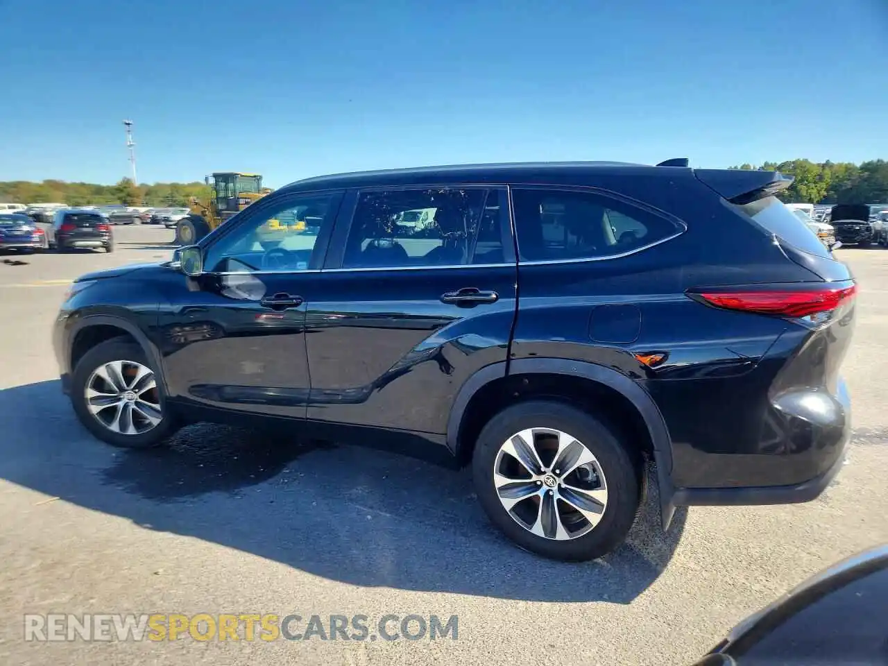 2 fotografías del automóvil dañado 5TDKDRBH9PS033333 TOYOTA HIGHLANDER 2023