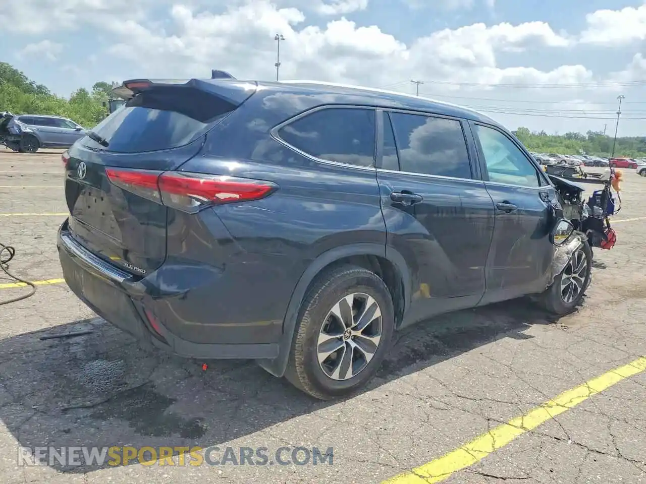 3 Фотография поврежденного автомобиля 5TDKDRBHXPS502624 TOYOTA HIGHLANDER 2023
