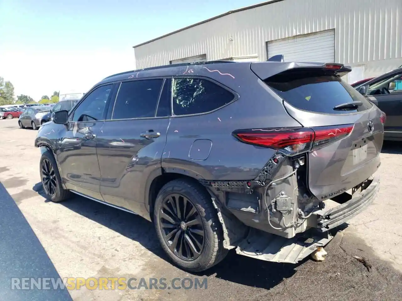 2 Photograph of a damaged car 5TDKDRBHXPS507029 TOYOTA HIGHLANDER 2023