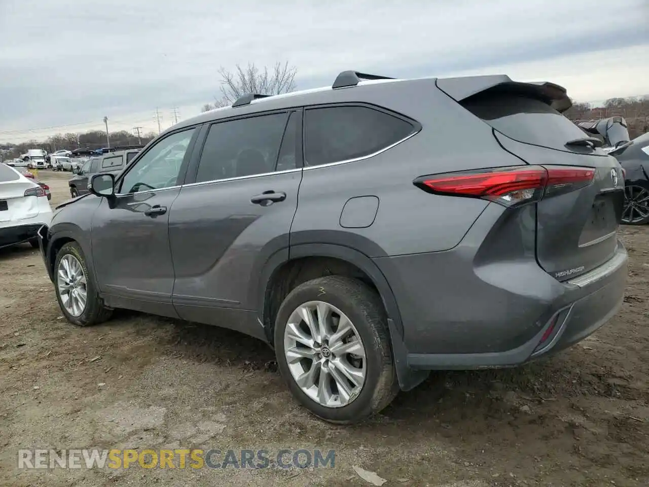2 Photograph of a damaged car 5TDKDRBHXPS528253 TOYOTA HIGHLANDER 2023