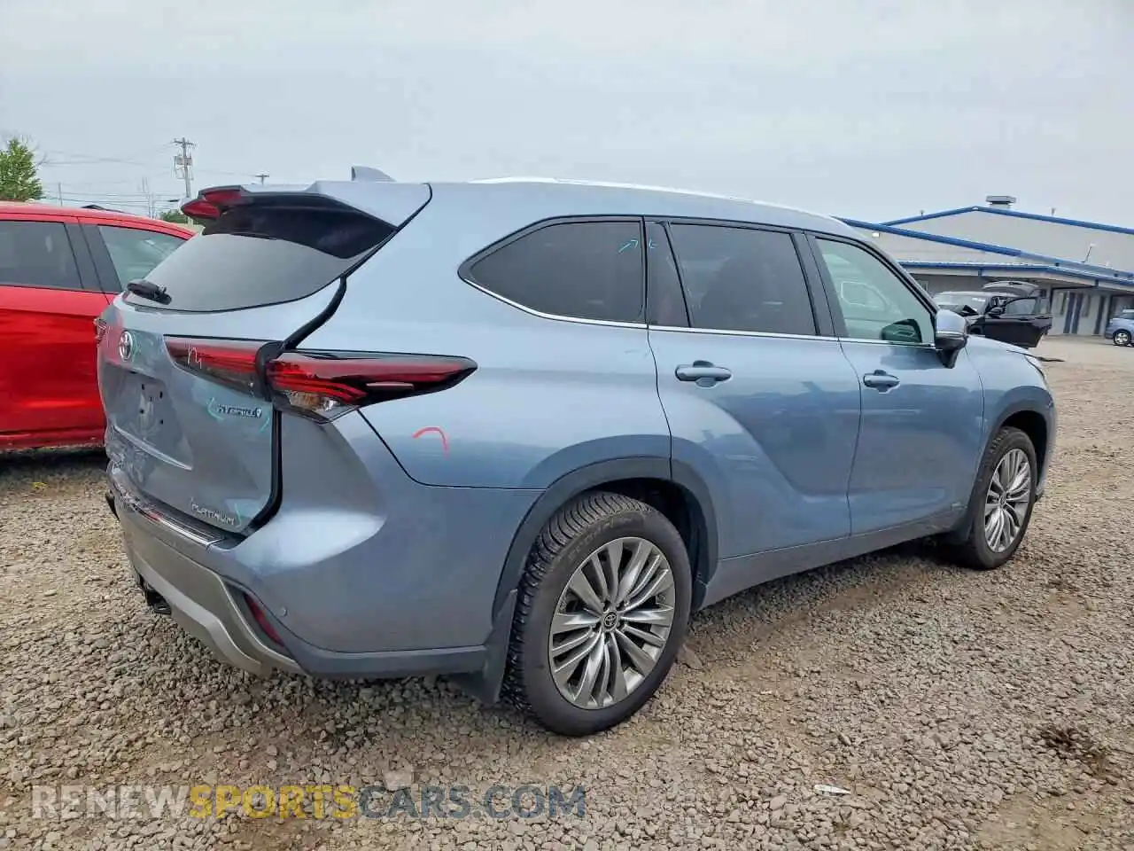 3 fotografías del automóvil dañado 5TDEBRCH2RS645507 TOYOTA HIGHLANDER 2024