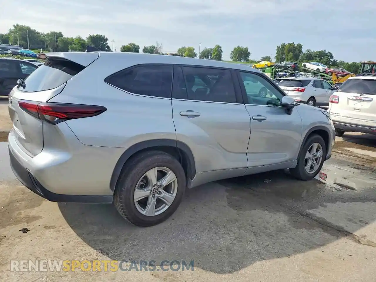 3 fotografías del automóvil dañado 5TDKDRAH7RS530305 TOYOTA HIGHLANDER 2024