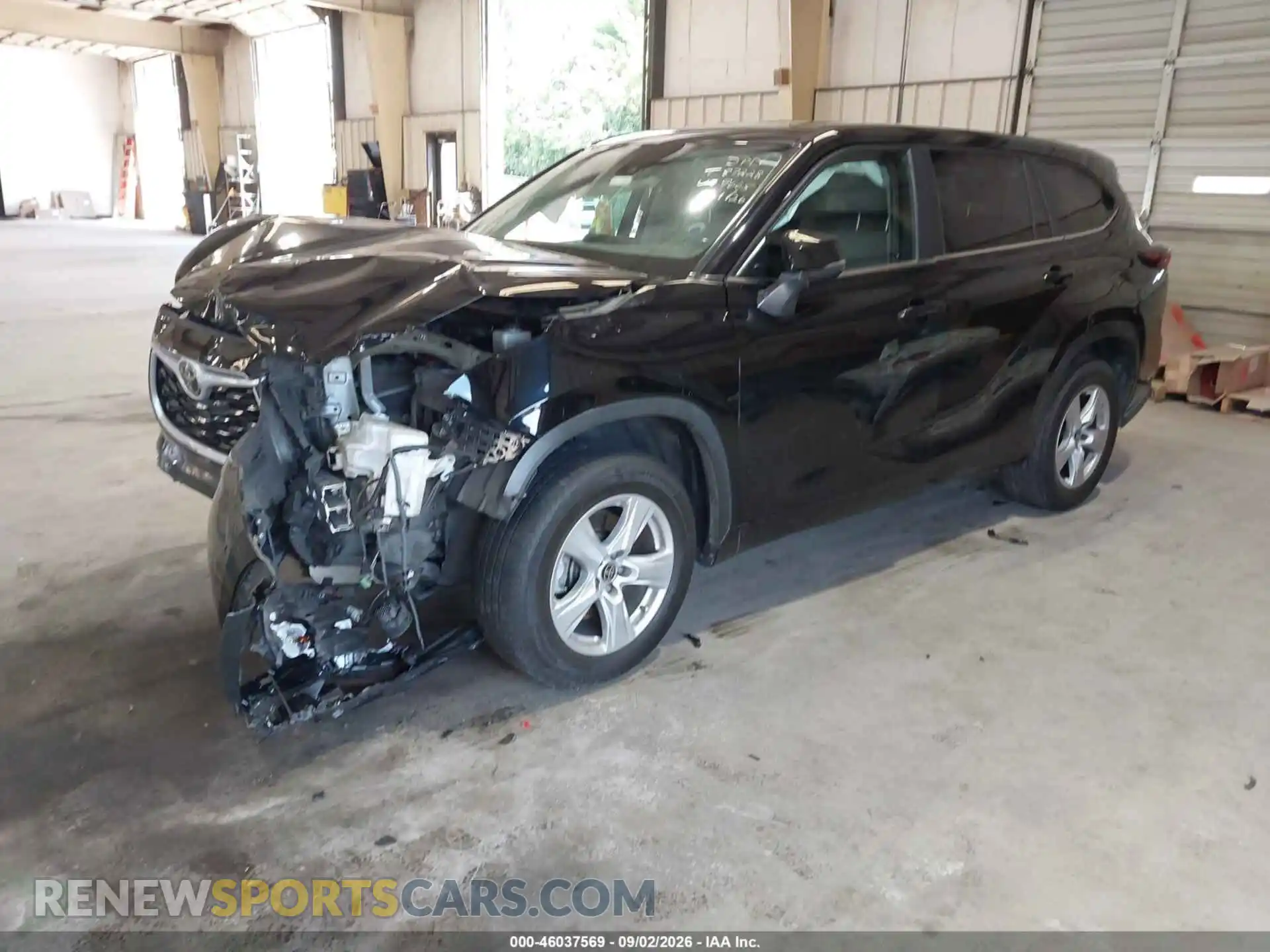 2 fotografías del automóvil dañado 5TDKDRAHXRS529665 TOYOTA HIGHLANDER 2024