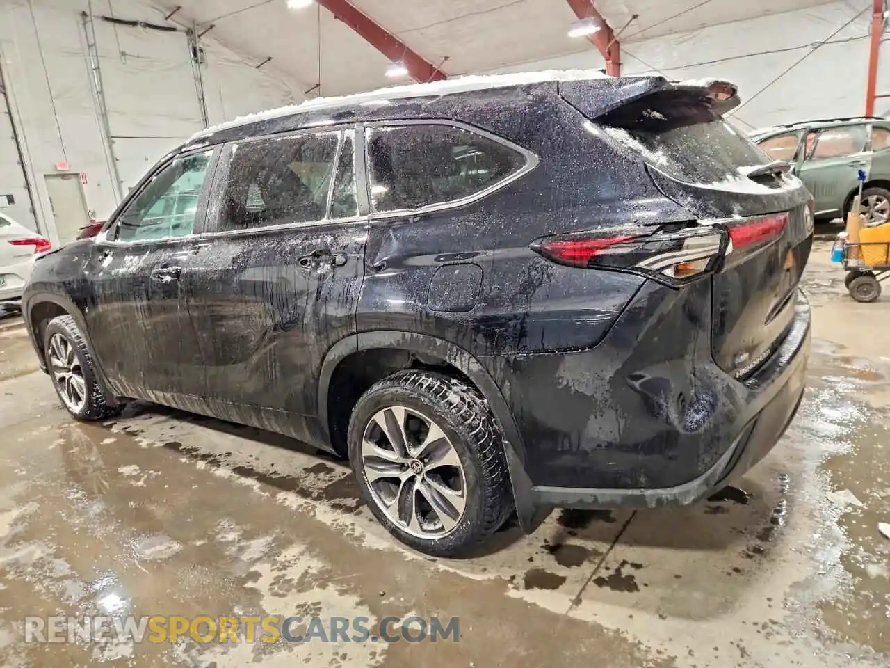 2 fotografías del automóvil dañado 5TDKDRBH0RS550555 TOYOTA HIGHLANDER 2024