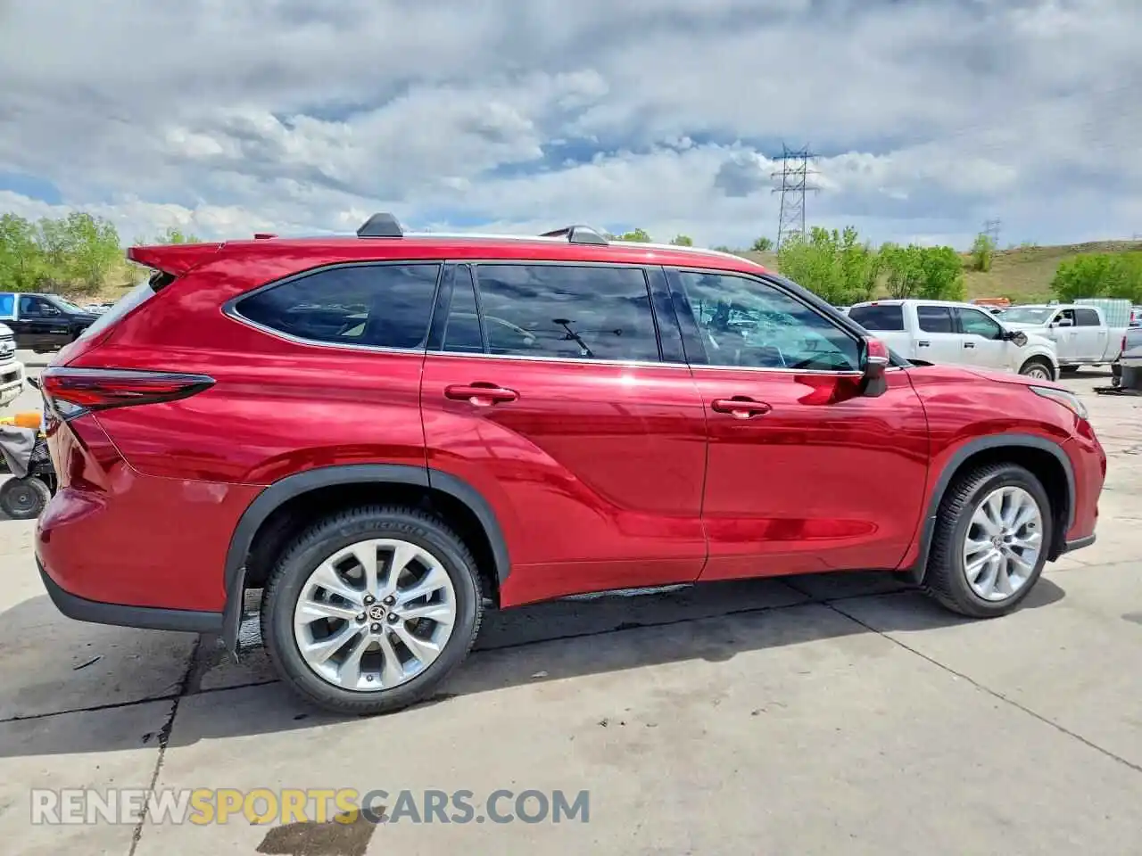 3 fotografías del automóvil dañado 5TDKDRBH1RS538530 TOYOTA HIGHLANDER 2024