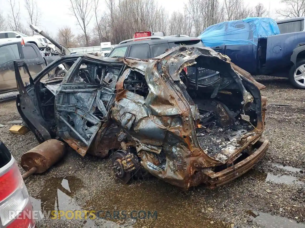 2 fotografías del automóvil dañado 5TDKDRBH5RS556688 TOYOTA HIGHLANDER 2024