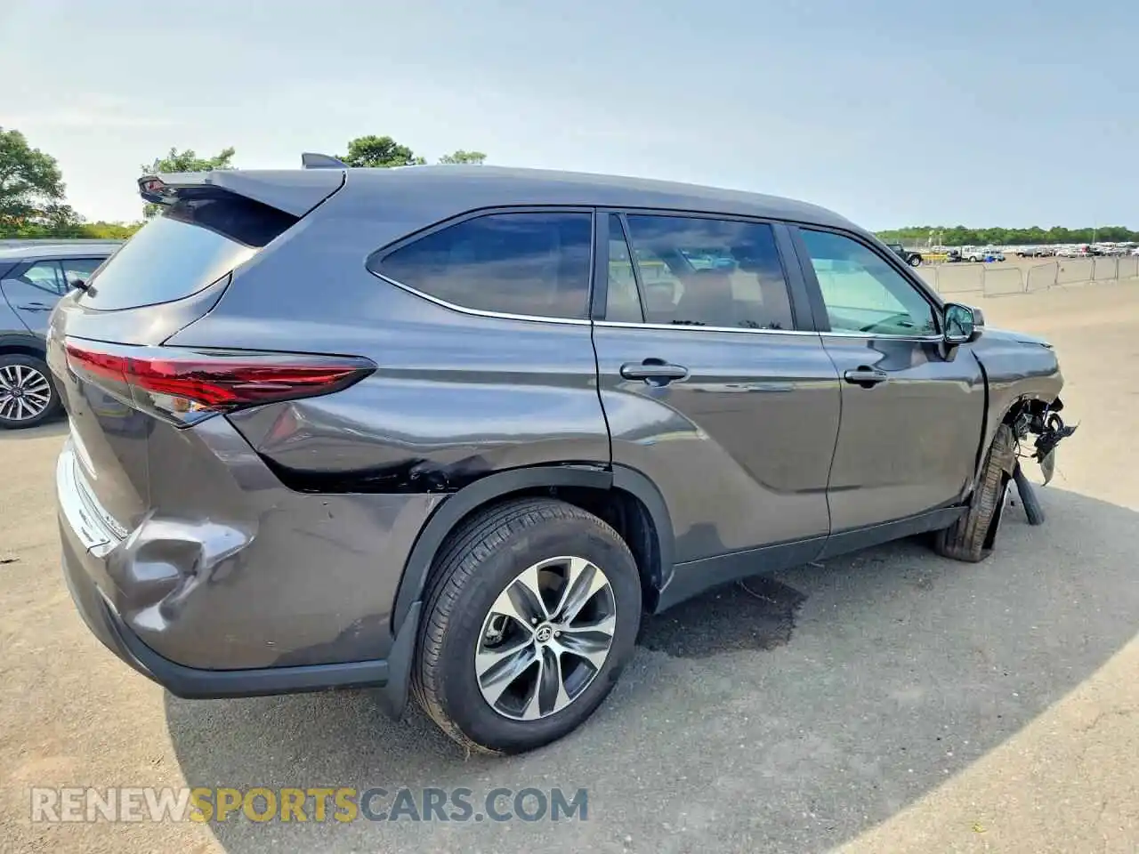 3 fotografías del automóvil dañado 5TDKDRBH6RS567490 TOYOTA HIGHLANDER 2024