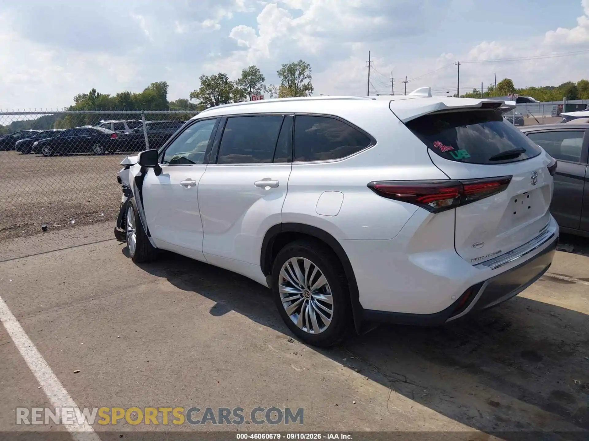 3 fotografías del automóvil dañado 5TDKDRBH7RS542114 TOYOTA HIGHLANDER 2024