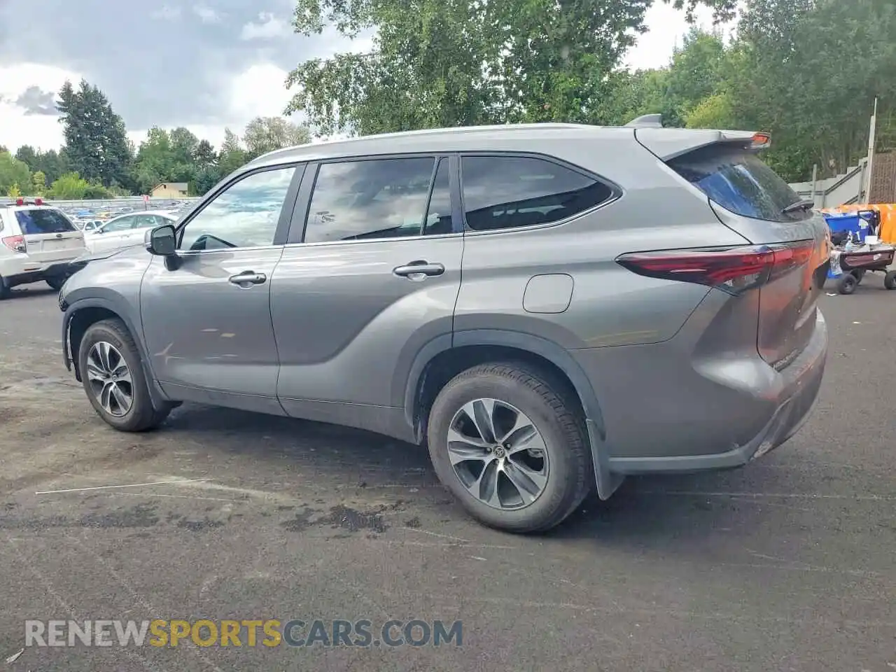 2 Фотография поврежденного автомобиля 5TDKDRBH2TS612898 TOYOTA HIGHLANDER 2026
