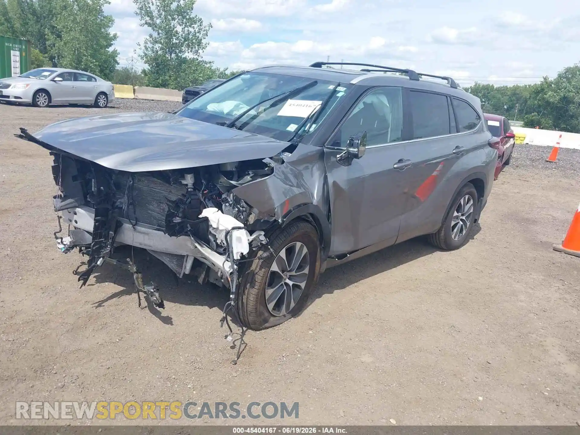 2 Photograph of a damaged car 5TDKDRBH3TS595612 TOYOTA HIGHLANDER 2026