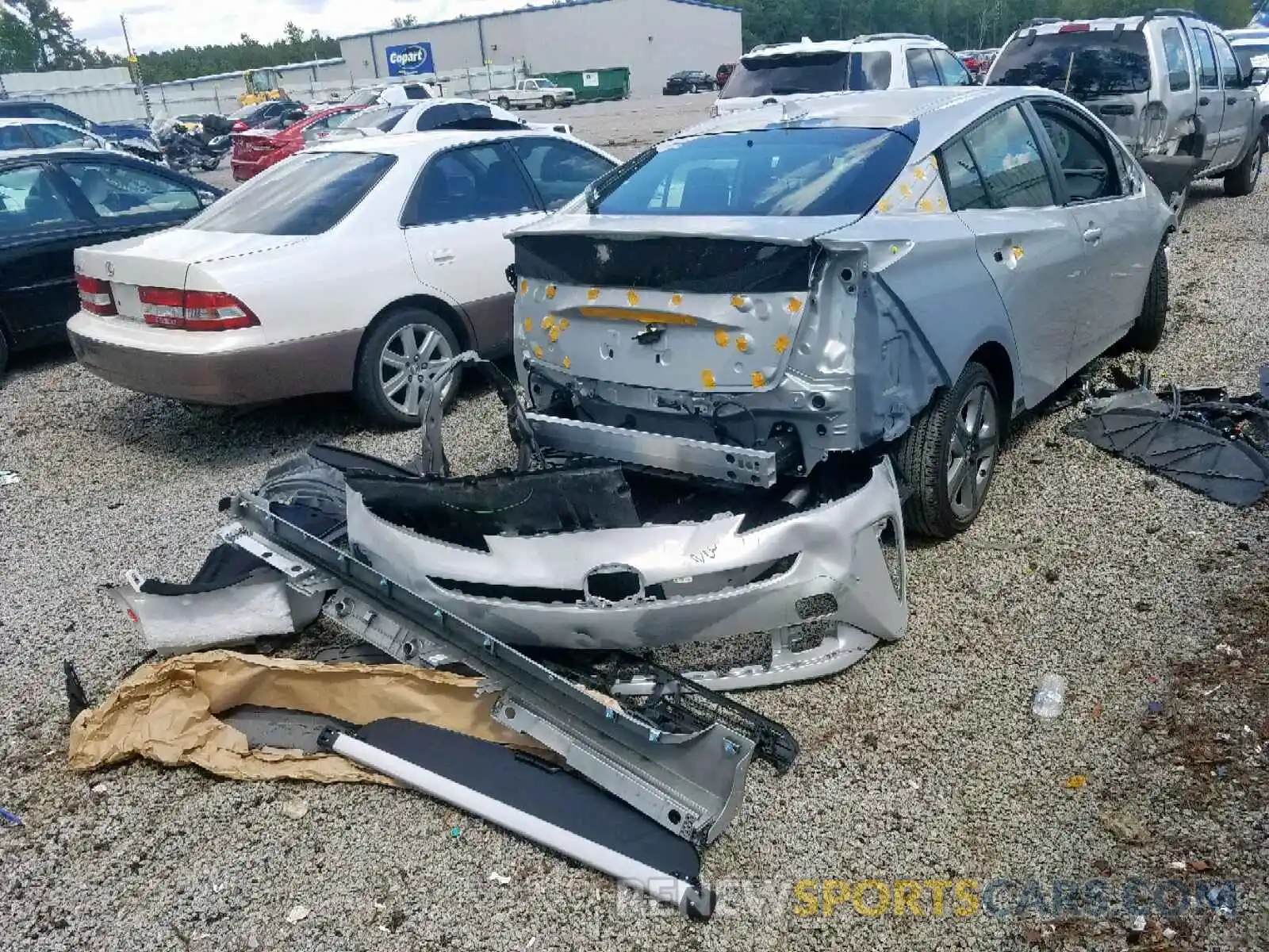 4 Photograph of a damaged car JTDKARFU0K3075447 TOYOTA PRIUS 2019
