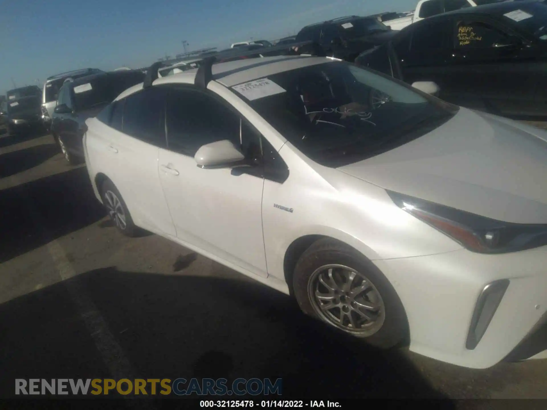 1 Photograph of a damaged car JTDL9RFU2K3003484 TOYOTA PRIUS 2019