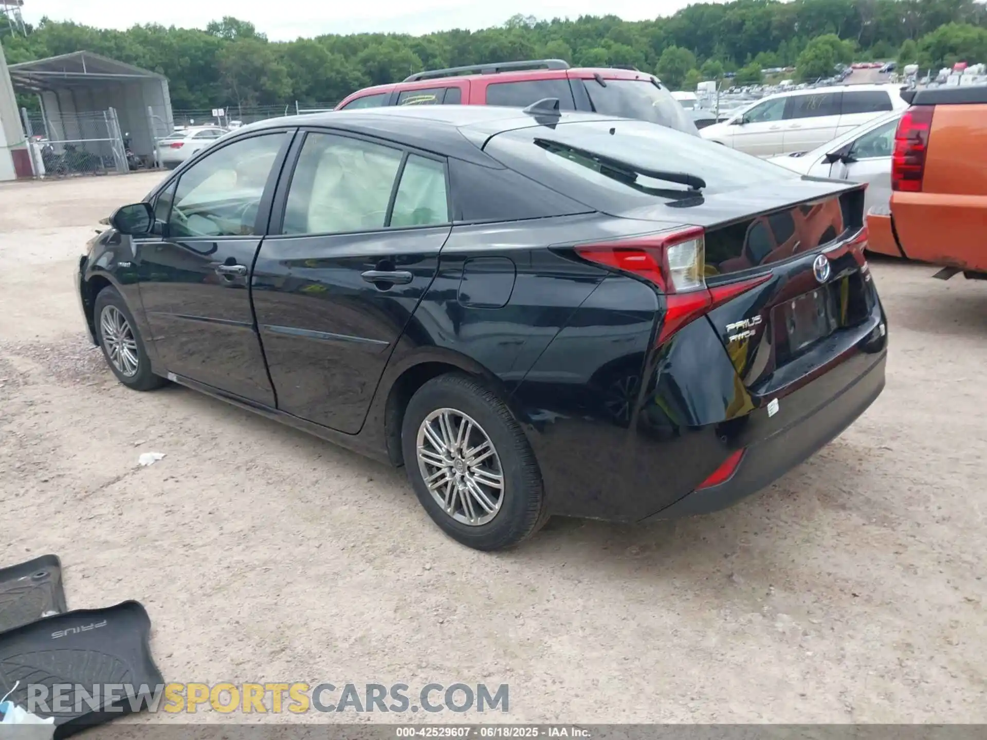 3 Photograph of a damaged car JTDL9RFU5K3001969 TOYOTA PRIUS 2019