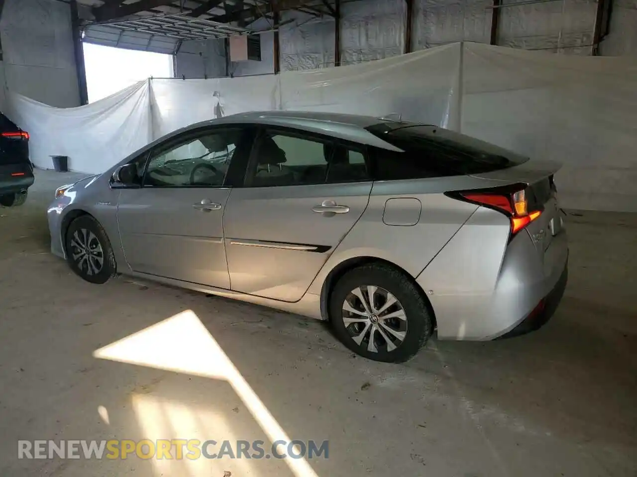 2 Photograph of a damaged car JTDL9RFU9K3010965 TOYOTA PRIUS 2019