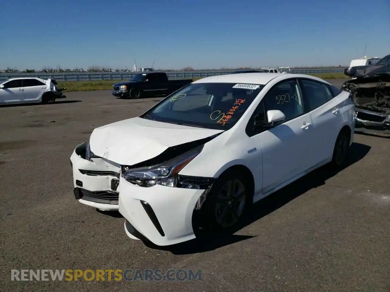 2 Фотография поврежденного автомобиля JTDKARFUXL3112747 TOYOTA PRIUS 2020