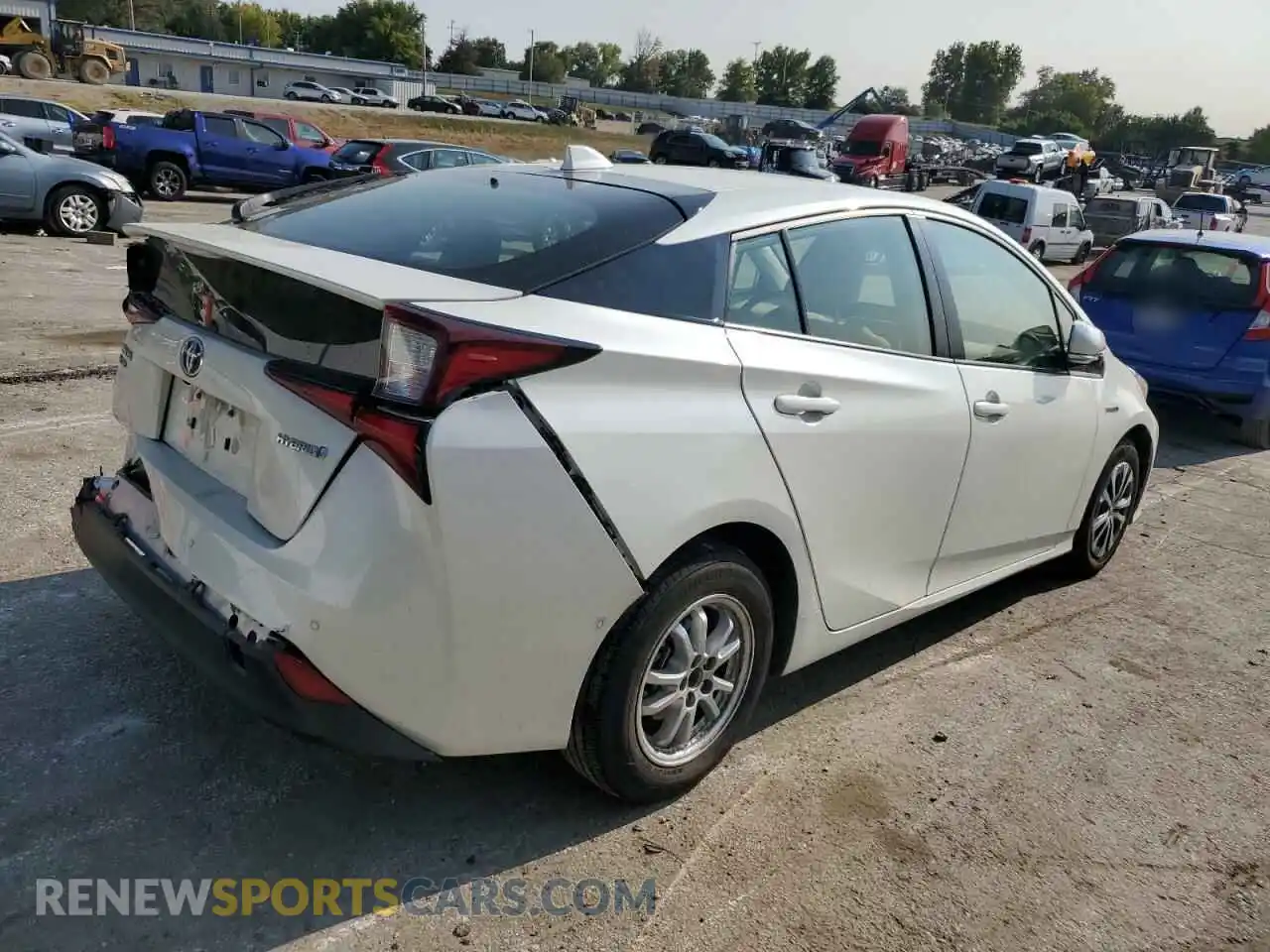 3 Photograph of a damaged car JTDL9RFU2L3017385 TOYOTA PRIUS 2020