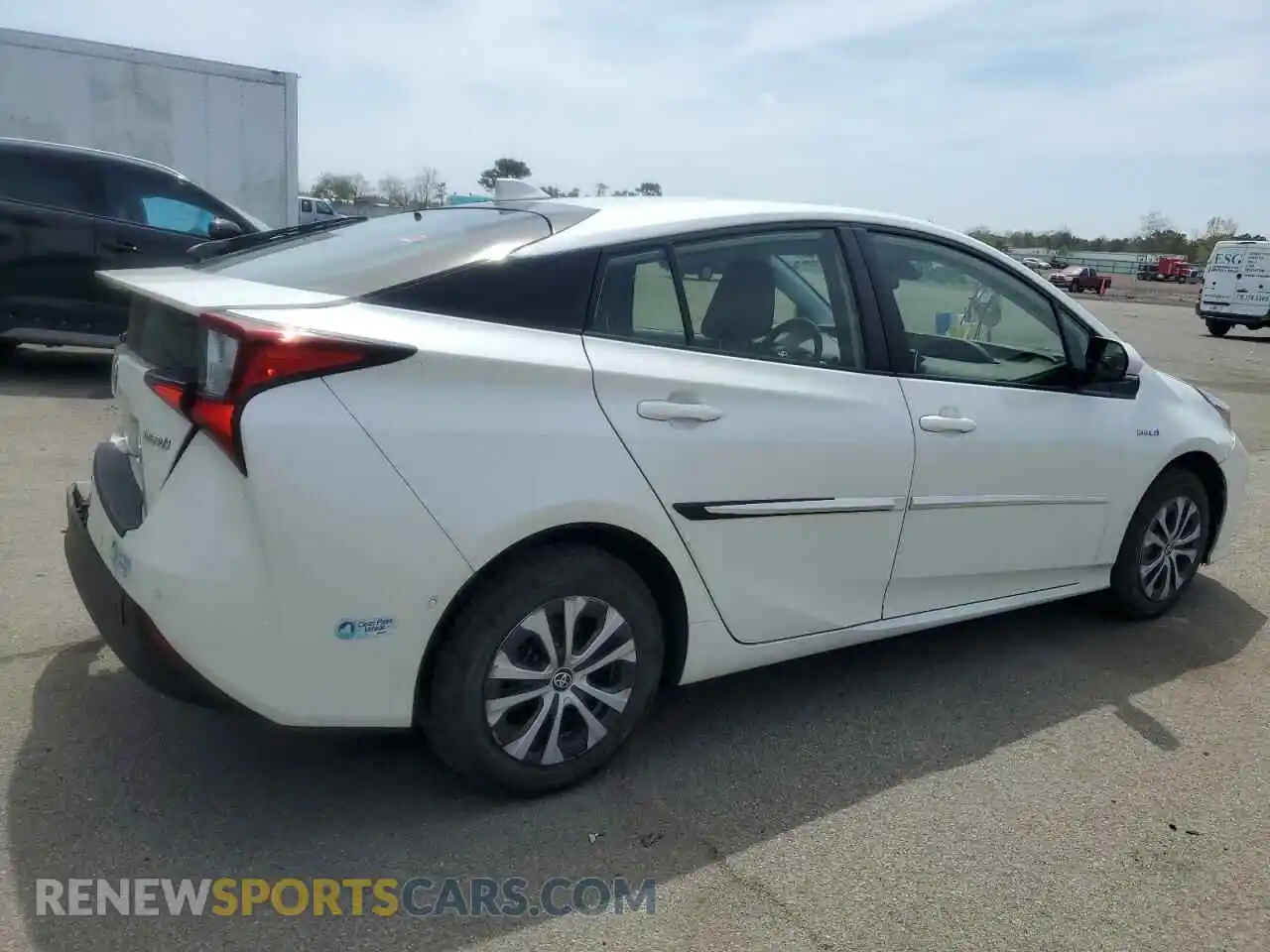 3 Фотография поврежденного автомобиля JTDL9RFU2L3019735 TOYOTA PRIUS 2020