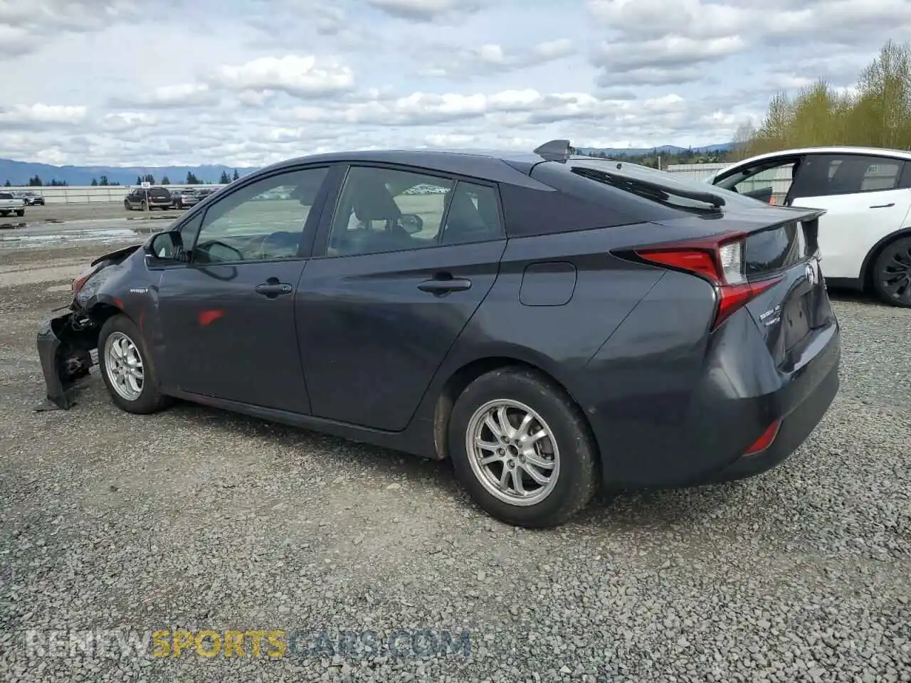 2 fotografías del automóvil dañado JTDL9RFU3L3013121 TOYOTA PRIUS 2020