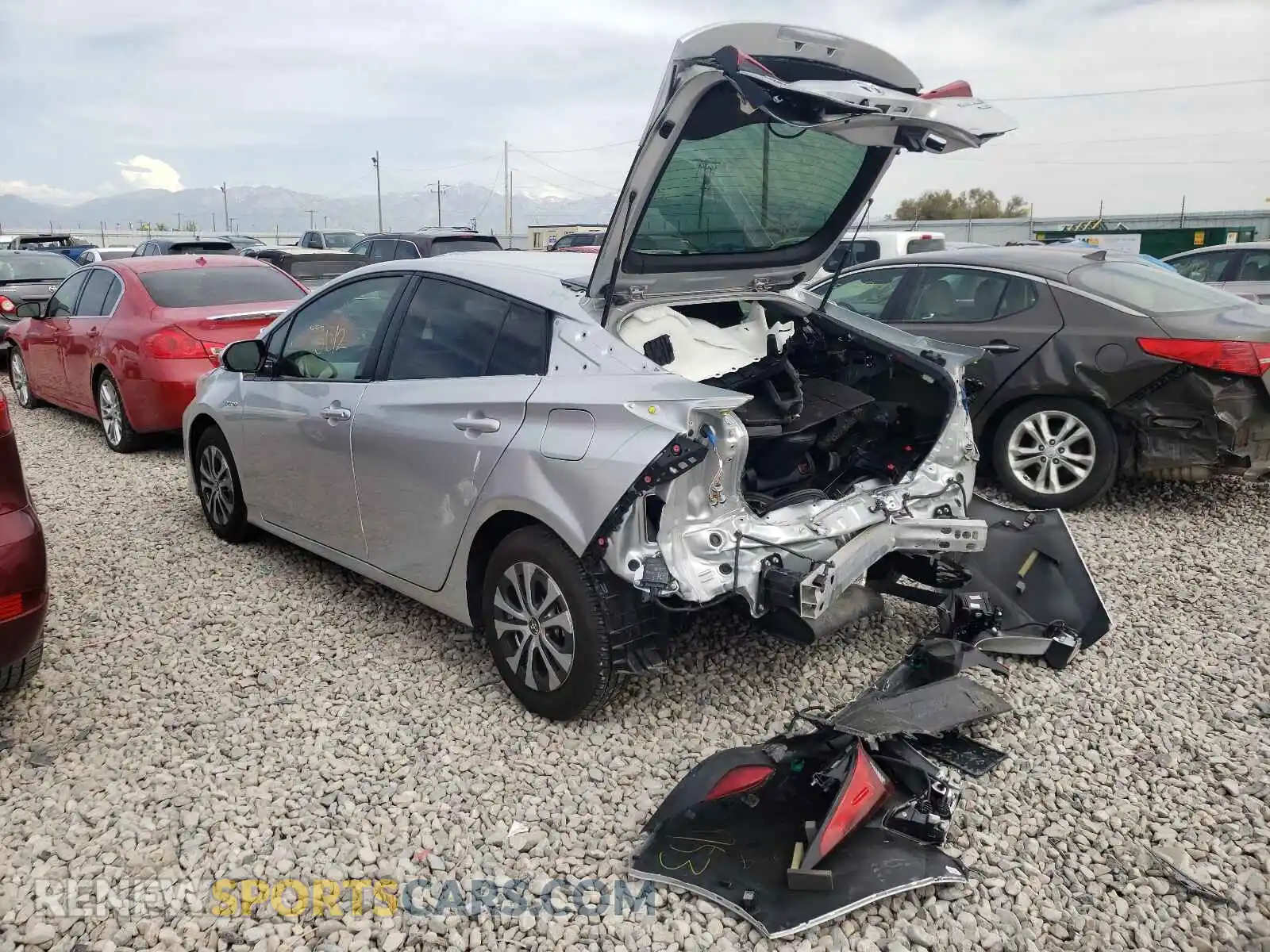 3 Photograph of a damaged car JTDL9RFU6L3022573 TOYOTA PRIUS 2020