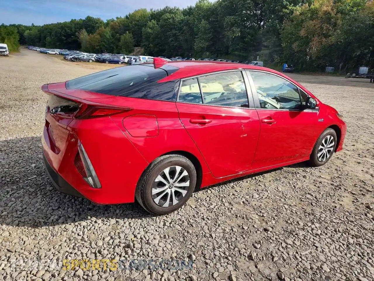 3 Фотография поврежденного автомобиля JTDKAMFP0M3188007 TOYOTA PRIUS 2021