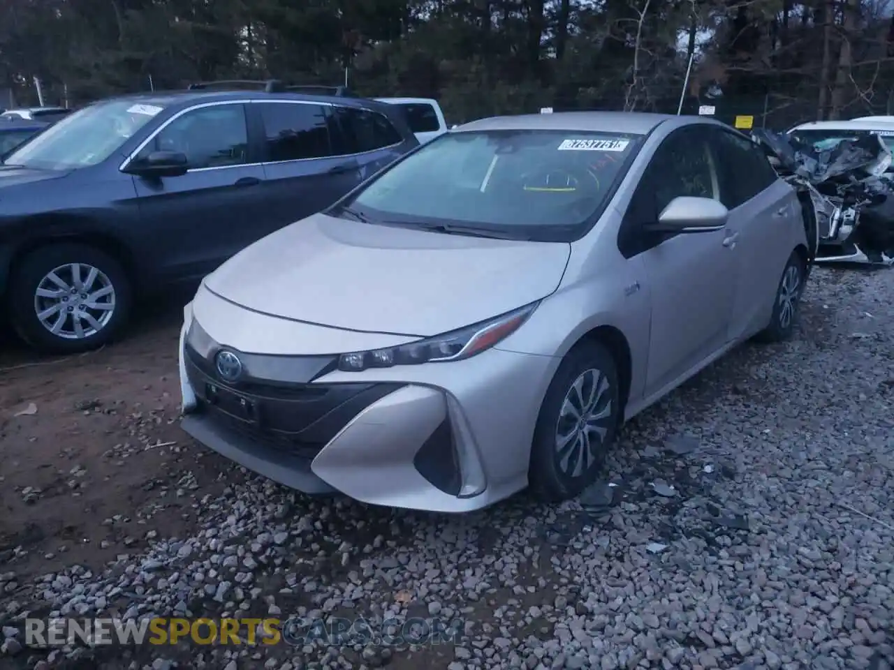 2 Фотография поврежденного автомобиля JTDKAMFP1M3170373 TOYOTA PRIUS 2021