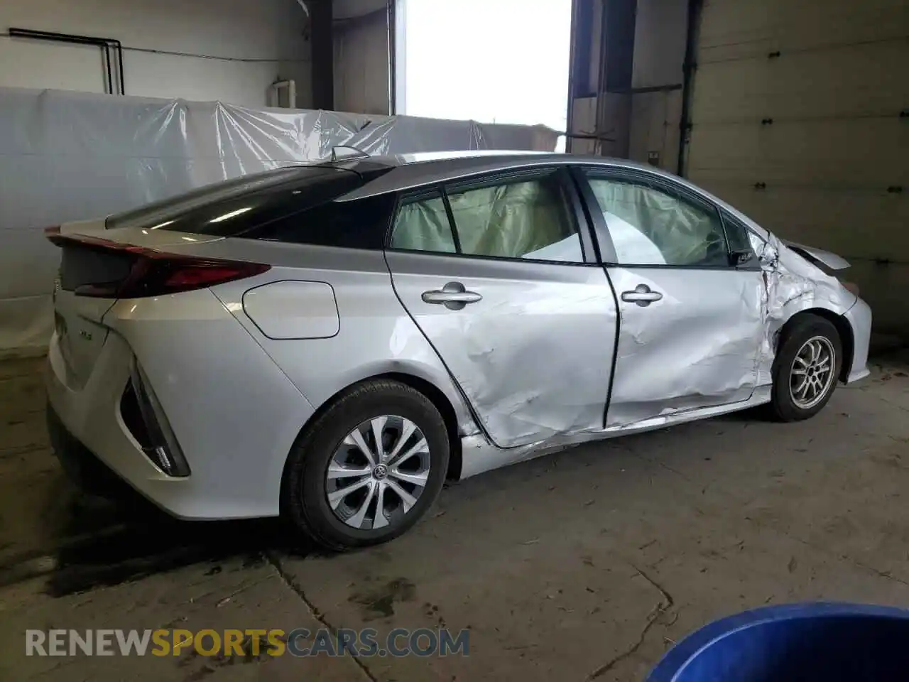 3 Photograph of a damaged car JTDKAMFP1M3181129 TOYOTA PRIUS 2021