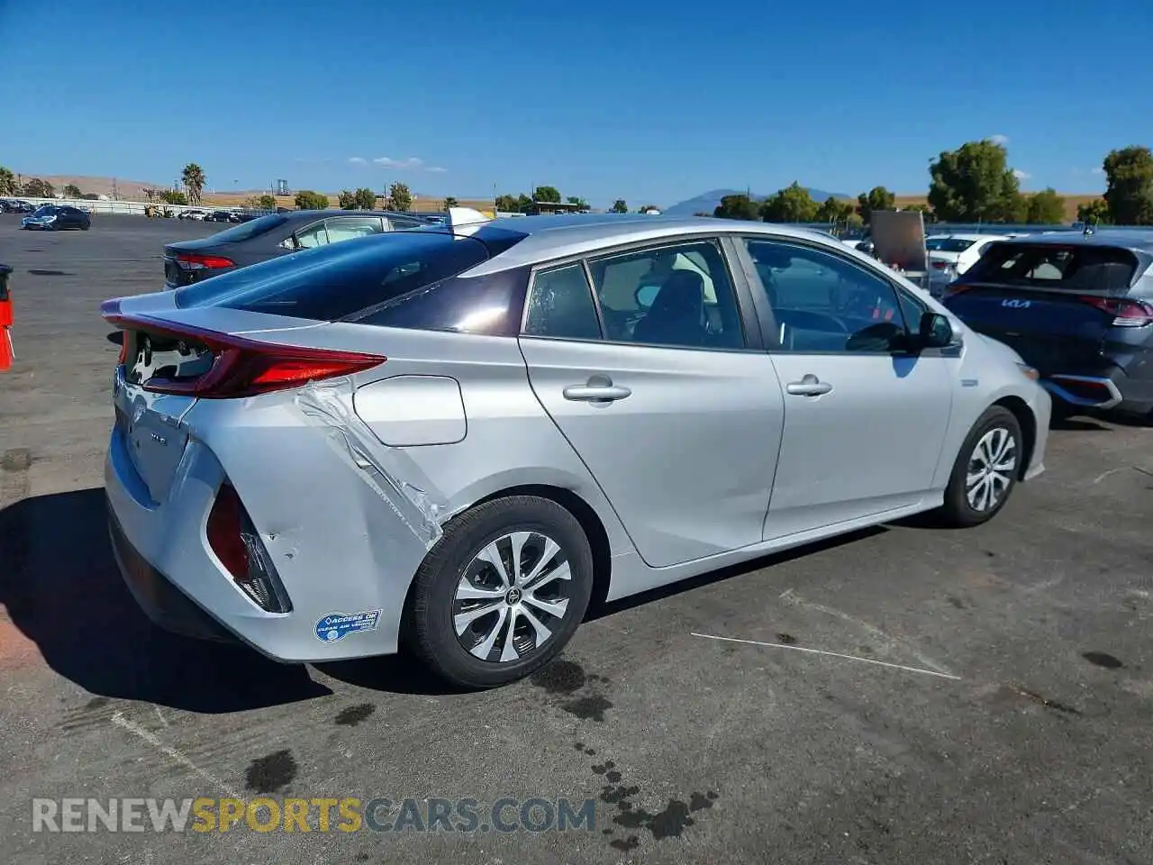 3 fotografías del automóvil dañado JTDKAMFP2M3192172 TOYOTA PRIUS 2021