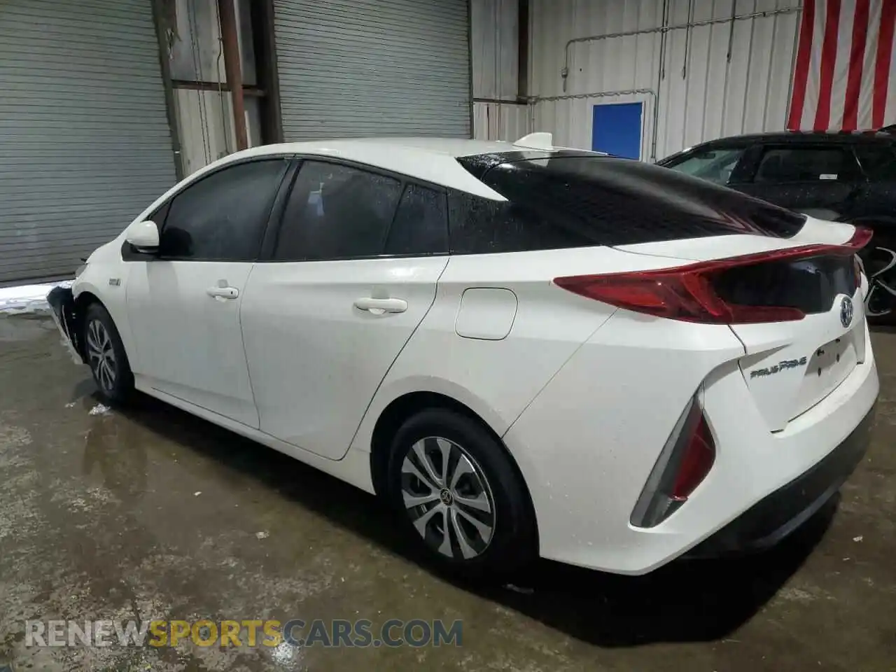 2 fotografías del automóvil dañado JTDKAMFP3M3176000 TOYOTA PRIUS 2021