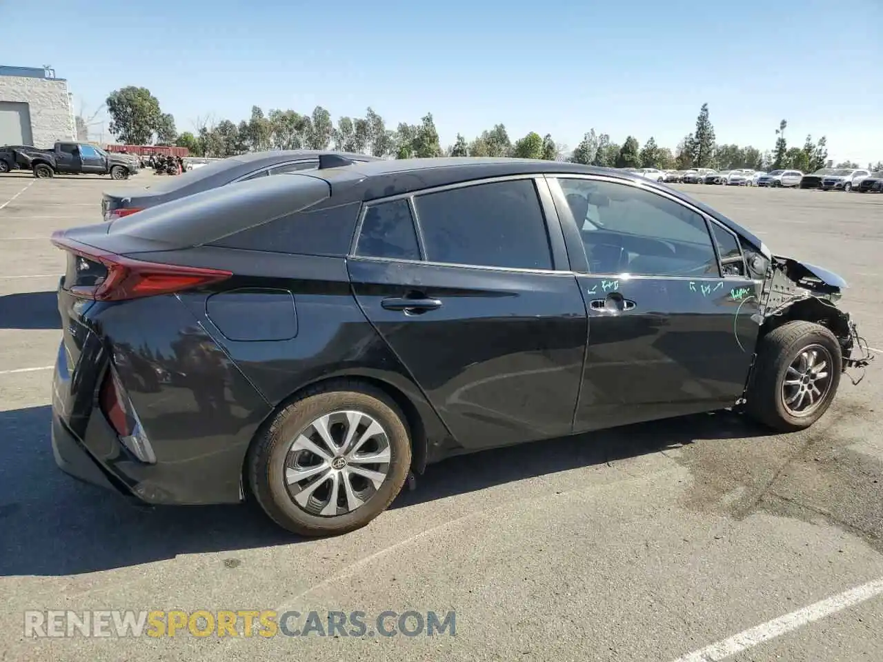 3 Photograph of a damaged car JTDKAMFP3M3195615 TOYOTA PRIUS 2021