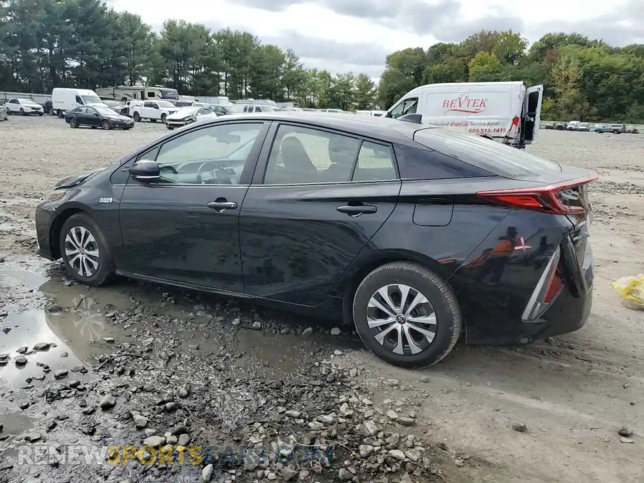 2 Photograph of a damaged car JTDKAMFP5M3185961 TOYOTA PRIUS 2021