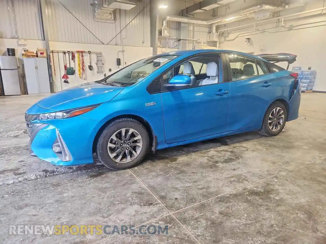 1 Фотография поврежденного автомобиля JTDKAMFP7M3174881 TOYOTA PRIUS 2021
