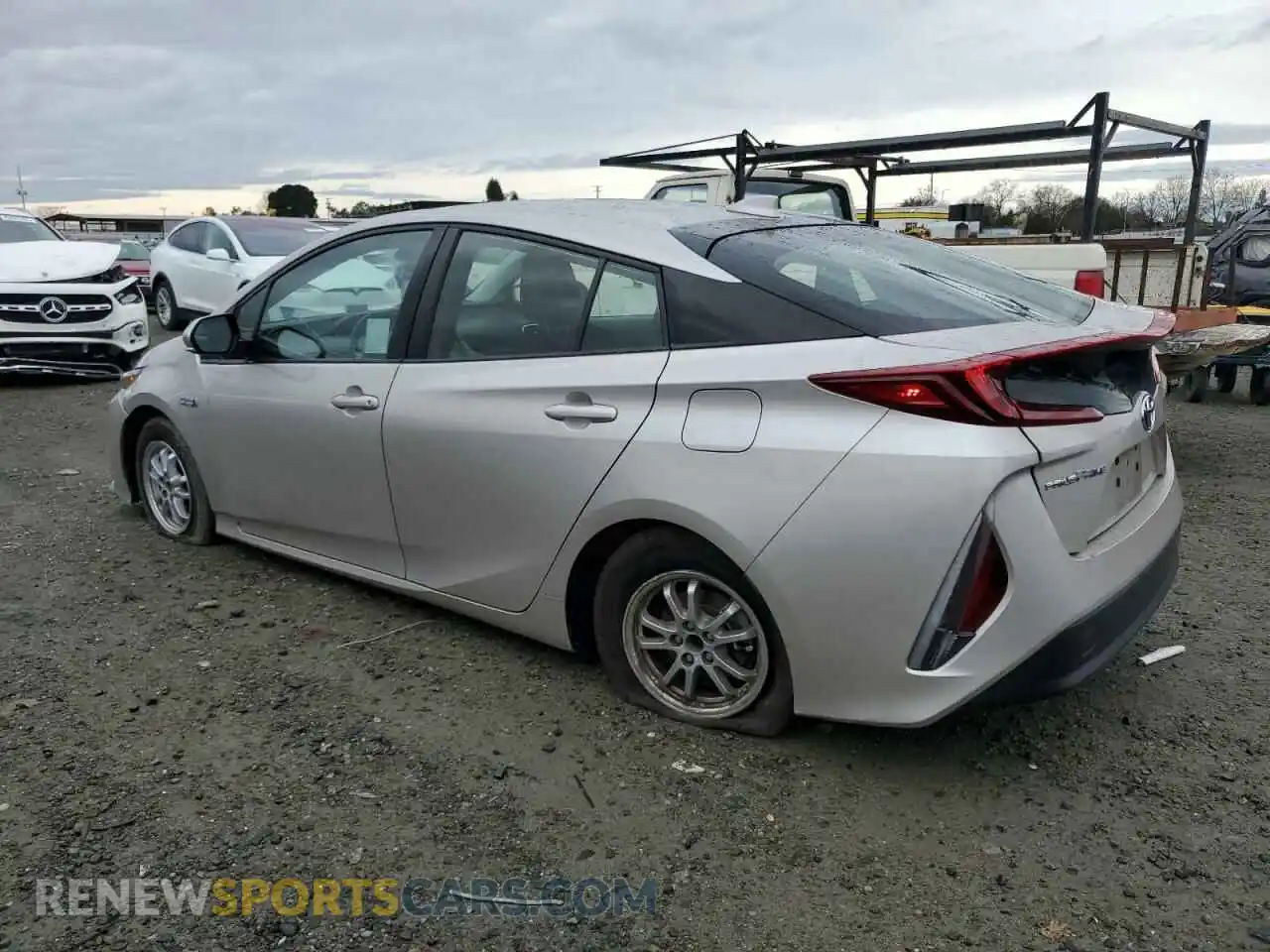 2 Photograph of a damaged car JTDKAMFP7M3175920 TOYOTA PRIUS 2021