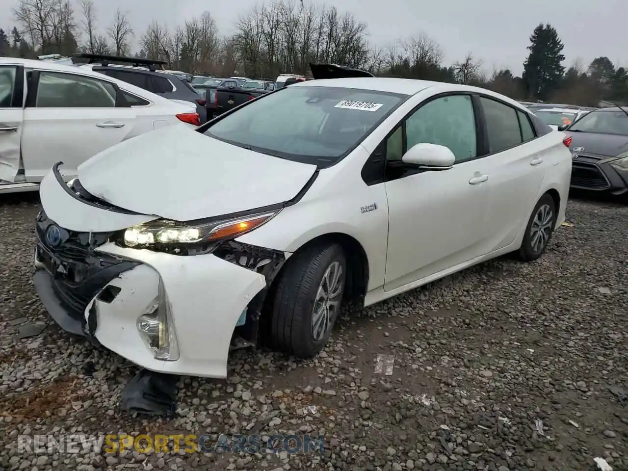 1 Фотография поврежденного автомобиля JTDKAMFP8M3185050 TOYOTA PRIUS 2021