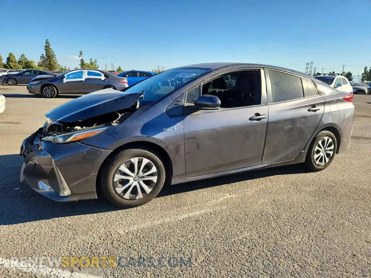 1 Фотография поврежденного автомобиля JTDKAMFP9M3173702 TOYOTA PRIUS 2021