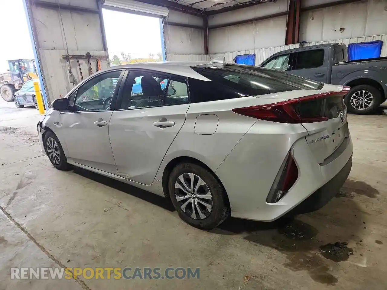 2 Photograph of a damaged car JTDKAMFP9M3177426 TOYOTA PRIUS 2021