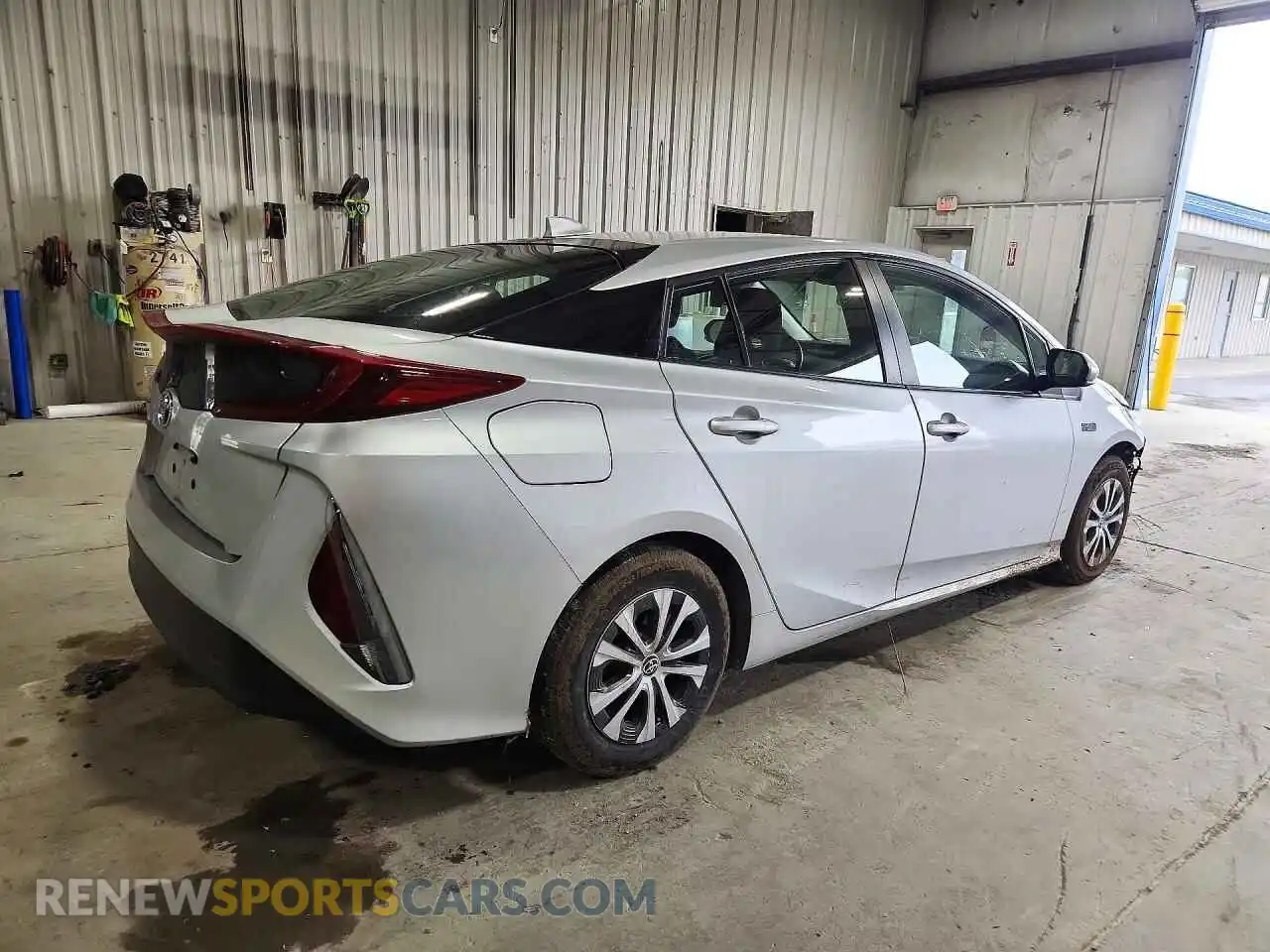 3 Photograph of a damaged car JTDKAMFP9M3177426 TOYOTA PRIUS 2021