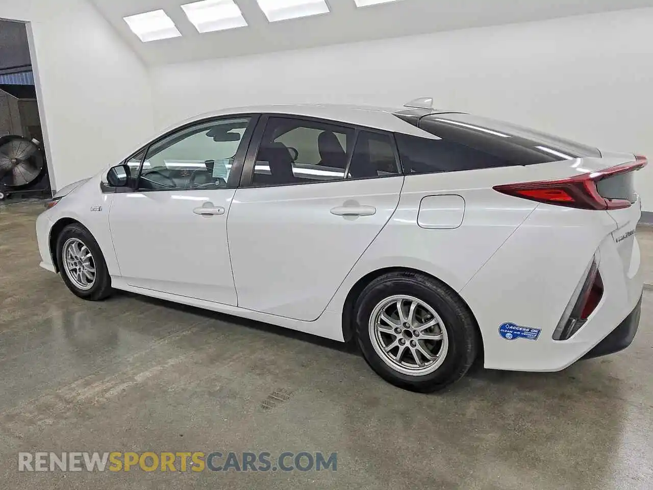 2 Photograph of a damaged car JTDKAMFP9M3196235 TOYOTA PRIUS 2021