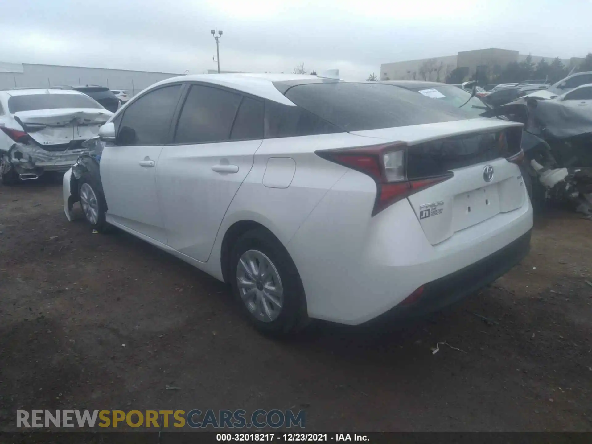 3 Photograph of a damaged car JTDKAMFU0M3132204 TOYOTA PRIUS 2021