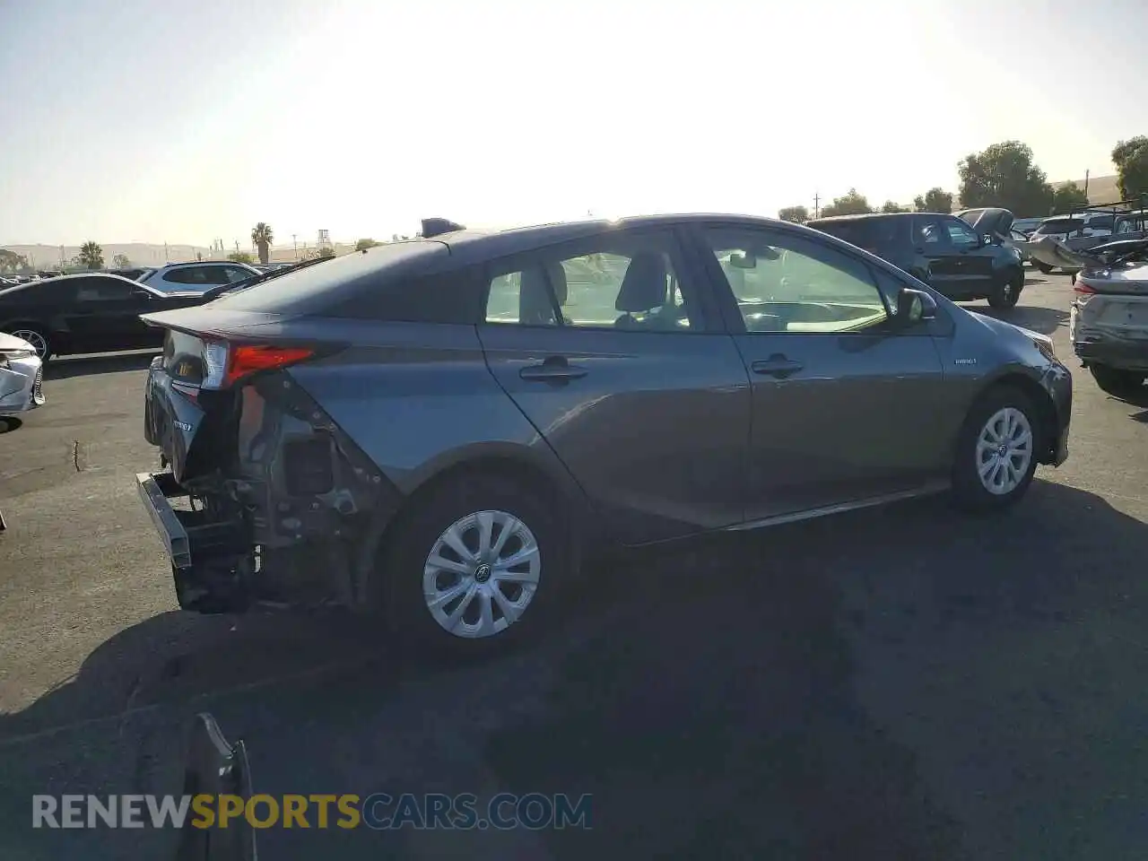 3 Photograph of a damaged car JTDKAMFU0M3145762 TOYOTA PRIUS 2021