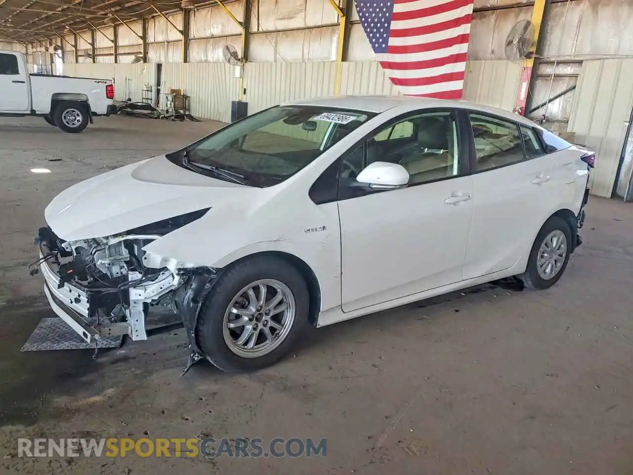 1 Фотография поврежденного автомобиля JTDKAMFU1M3147066 TOYOTA PRIUS 2021