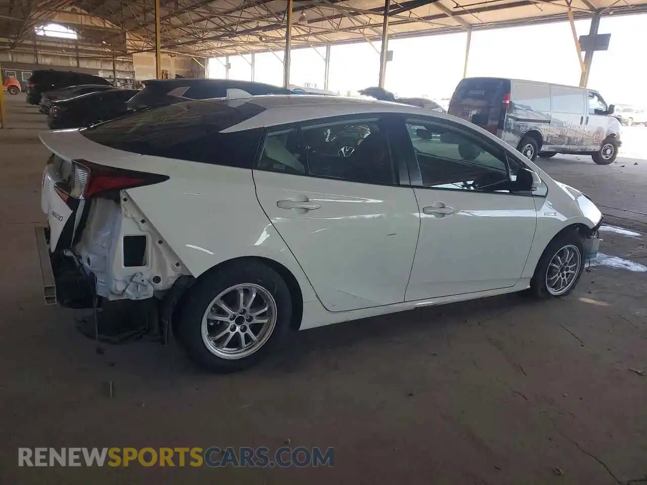3 Фотография поврежденного автомобиля JTDKAMFU1M3147066 TOYOTA PRIUS 2021