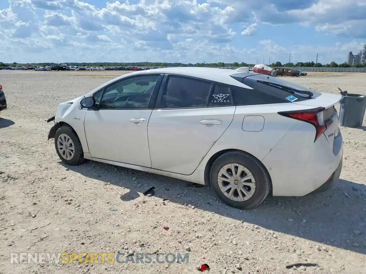 2 Photograph of a damaged car JTDKAMFU4M3149958 TOYOTA PRIUS 2021