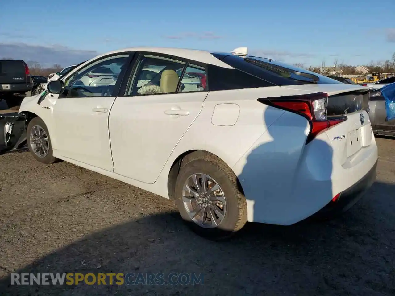 2 Photograph of a damaged car JTDKAMFU5M3141089 TOYOTA PRIUS 2021