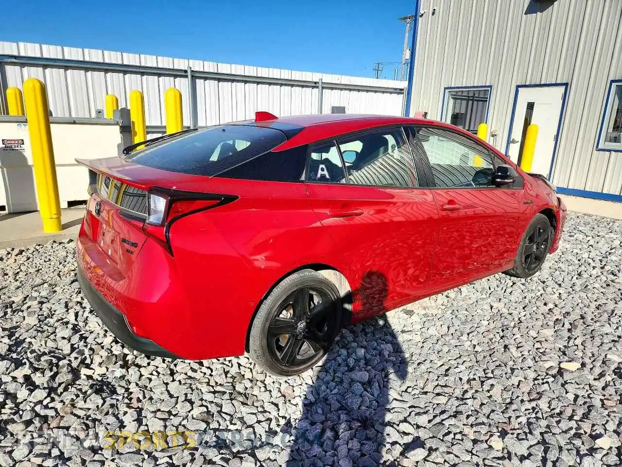 3 Photograph of a damaged car JTDKAMFU7M3129607 TOYOTA PRIUS 2021