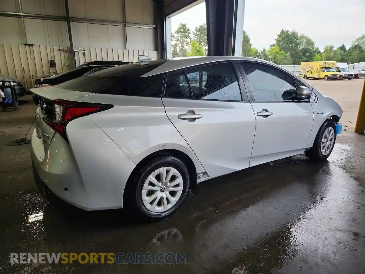 3 Photograph of a damaged car JTDKAMFU7M3149078 TOYOTA PRIUS 2021
