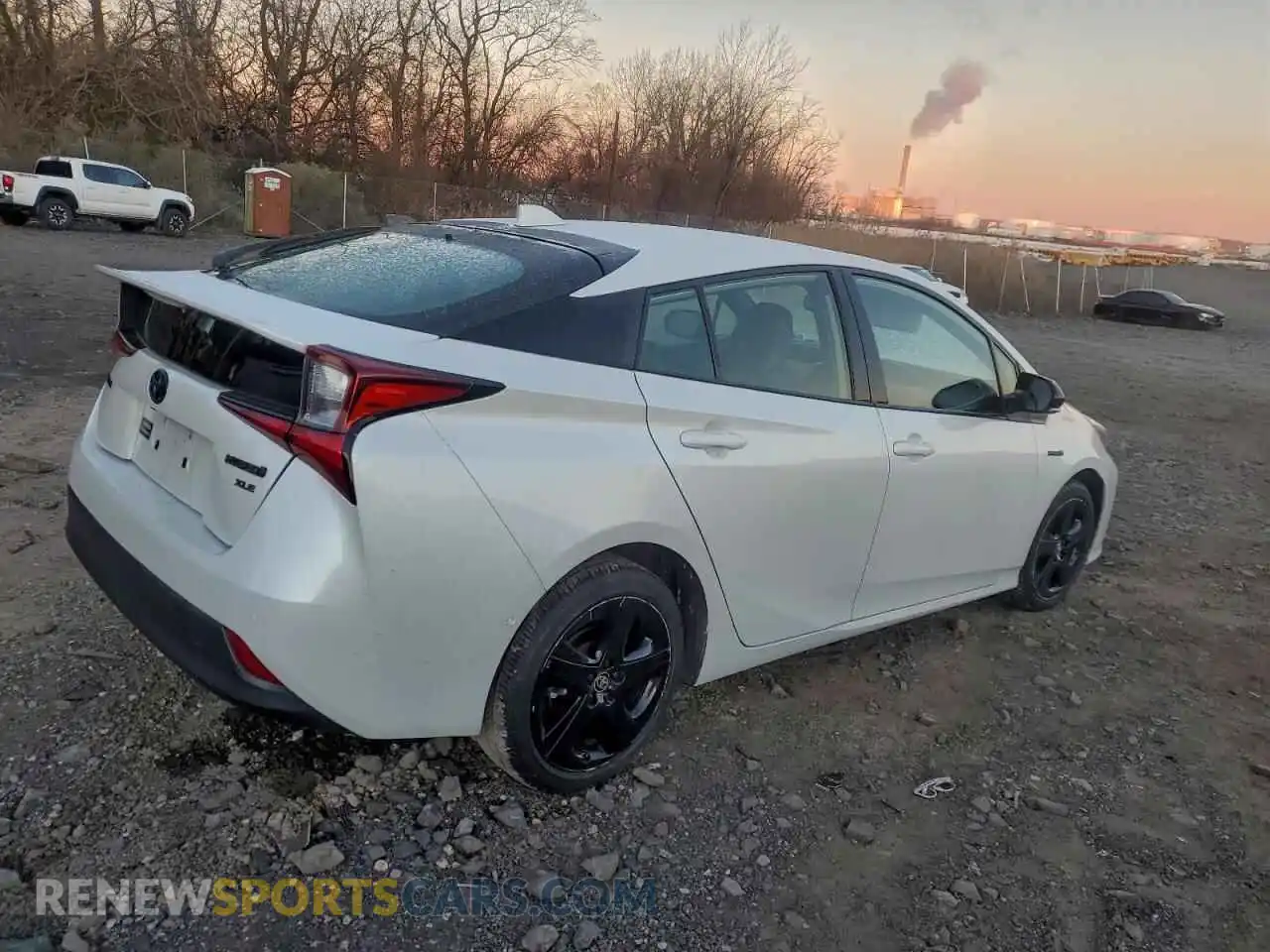 3 Photograph of a damaged car JTDKAMFU8M3127672 TOYOTA PRIUS 2021